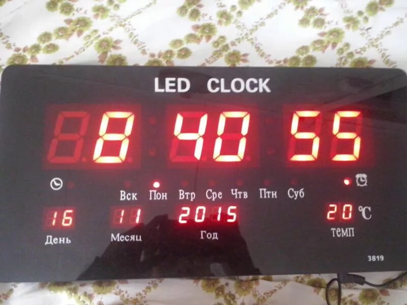 Led часы настройка. Электронные часы led Glock 3819. Электронные часы диджитал клок 1018. Часы led Clock GH 0712l. Часы настольные электронные led Clock GH 0711l.