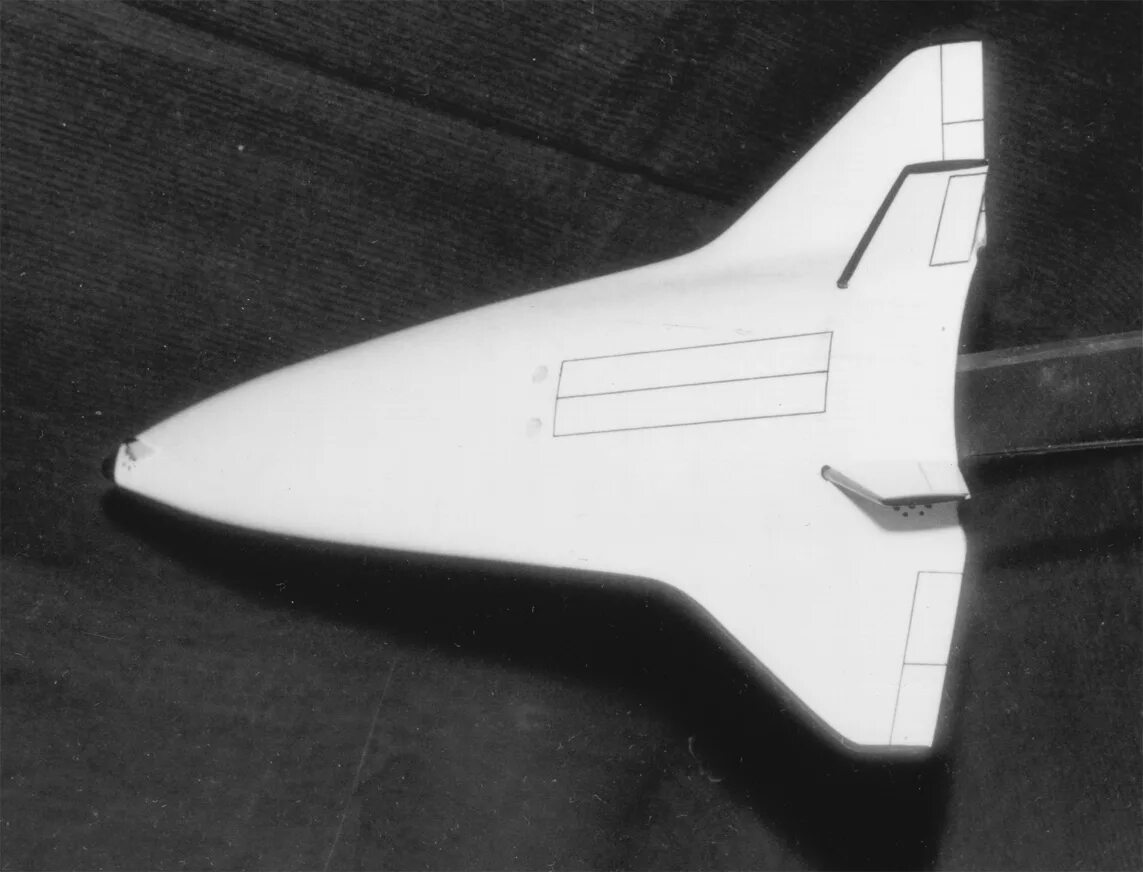 Ту 2000 м. Космический бомбардировщик «ту-2000». ту-2000. ту 2000 самолет. аэрокосмический самолет.