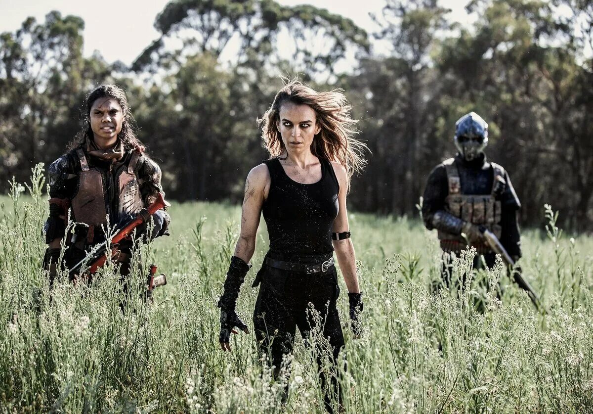 Апокалипсис книга. Apocalypse 2022. Апокалипсис книга фото. Бьянка брэди лесной змей. Полынь апокалипсис фильм 2021.