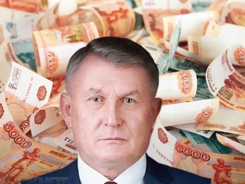Самые богатые краснодарского края. Самые богатые краснодарского края. Самые богатые краснодарского края. Краснодар триумфальная арка на красной. Кубанская набережная краснодар.