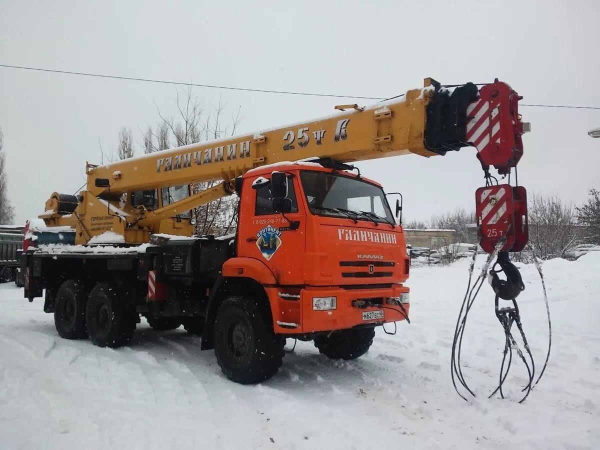 Камаз 25 тонн вездеход. Автокран камаз 25 тонн. Автокран галичанин 25 тонн вездеход. Автокран камаз 25 тонн вездеход. Камаз 25 тонн вездеход.