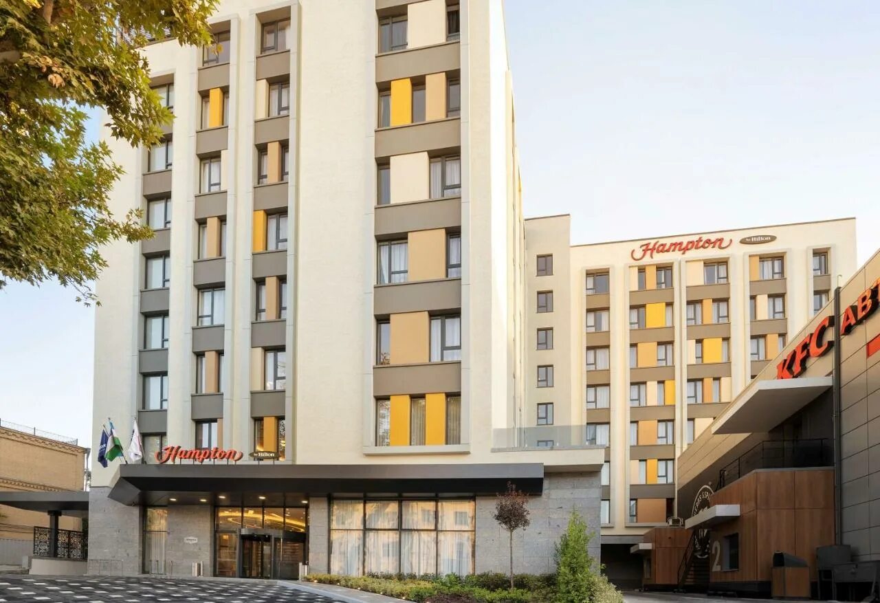 Ташкент март 2025. Гостиница hampton в ташкенте.