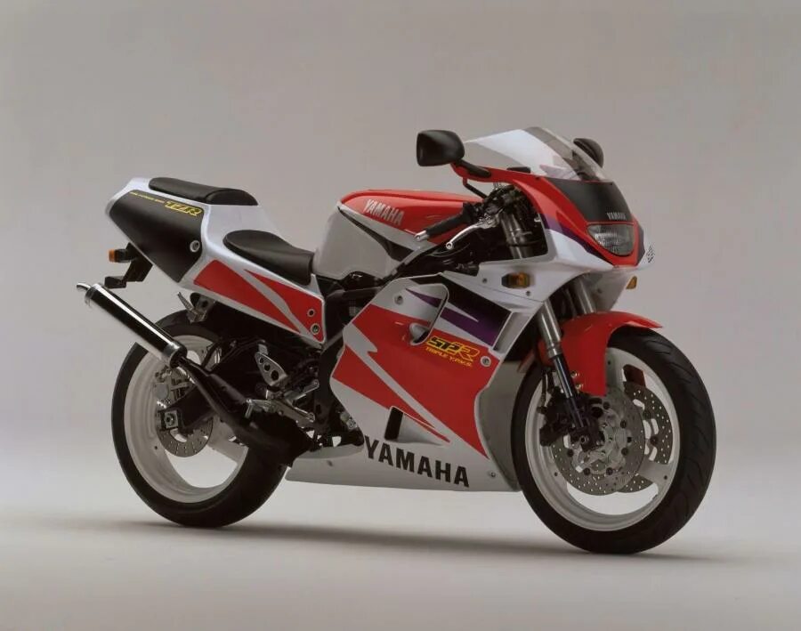 Ямаха фзр 250 под стант. Yamaha fzr 600 1994. Yamaha yzf 750r. Yamaha fzr 750 1993. Yamaha fzr 1000.
