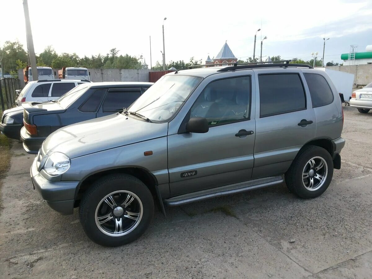 Chevrolet niva 2015 года. 8. нива шевроле 2007 металлик. шевроле нива 2007 серый. нива шевроле 5х5.