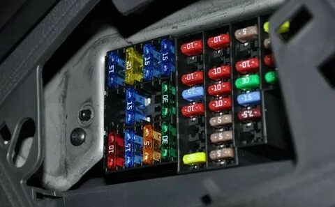 Предохранитель на прикуриватель 15