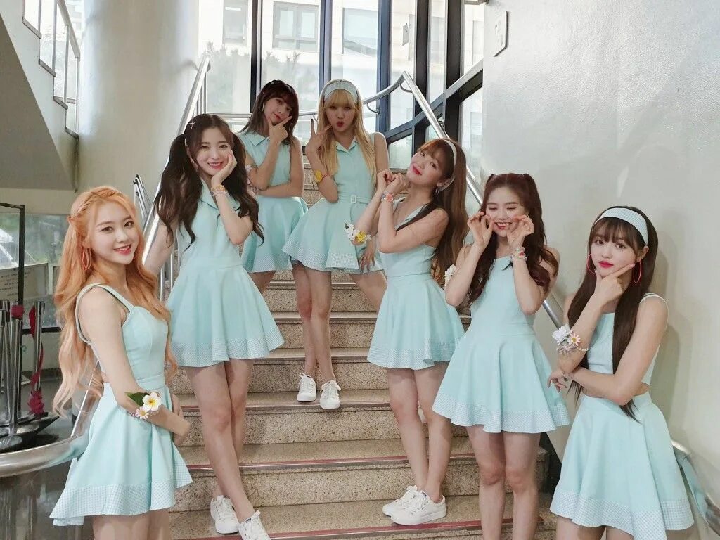 Oh my lots of. Группа Oh my girl. Oh my girl участницы. Oh my girl группа 2020. Кпоп группа Oh my girl.