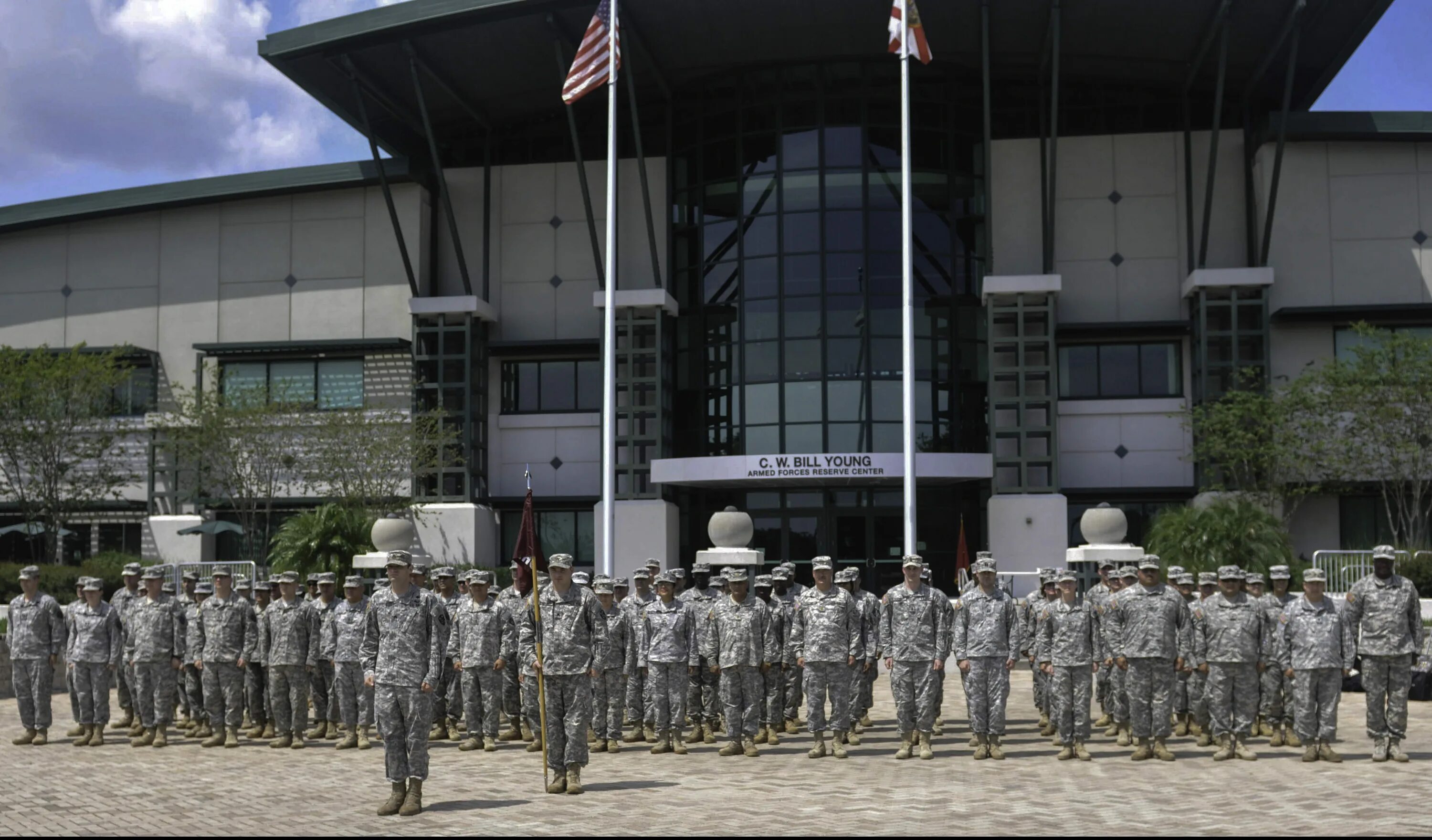 Учебный центр армии США Калифорния. Spanish Armed Forces фото. Flair Army Reserve Center. Portuguese Armed Forces фото. Учебный центр пипл