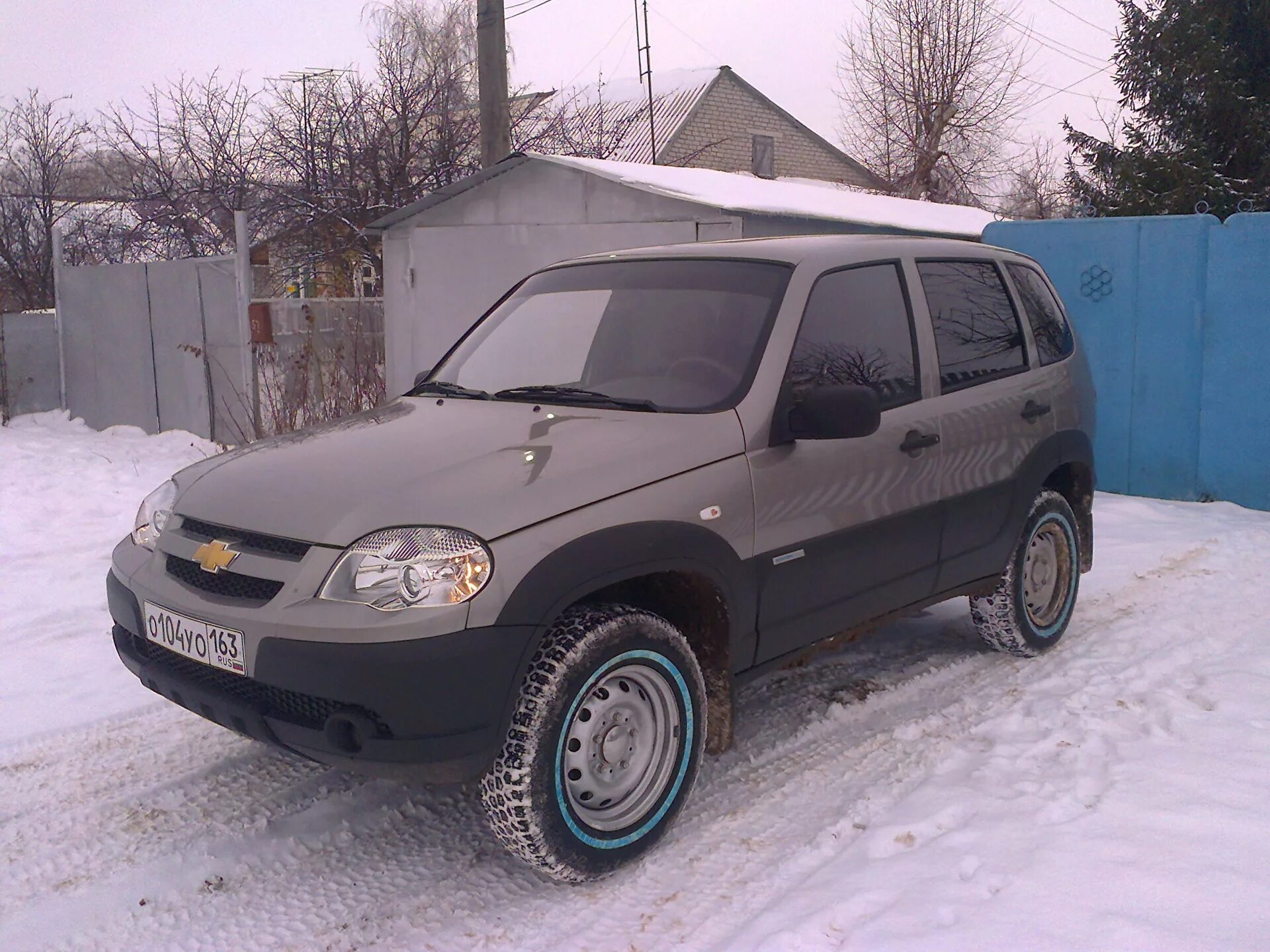 2123 цвета. Chevrolet Niva Аустер. 158 Аустер Нива Шевроле. Аустер цвет Шевроле Нива. Нива Шевроле 2011.