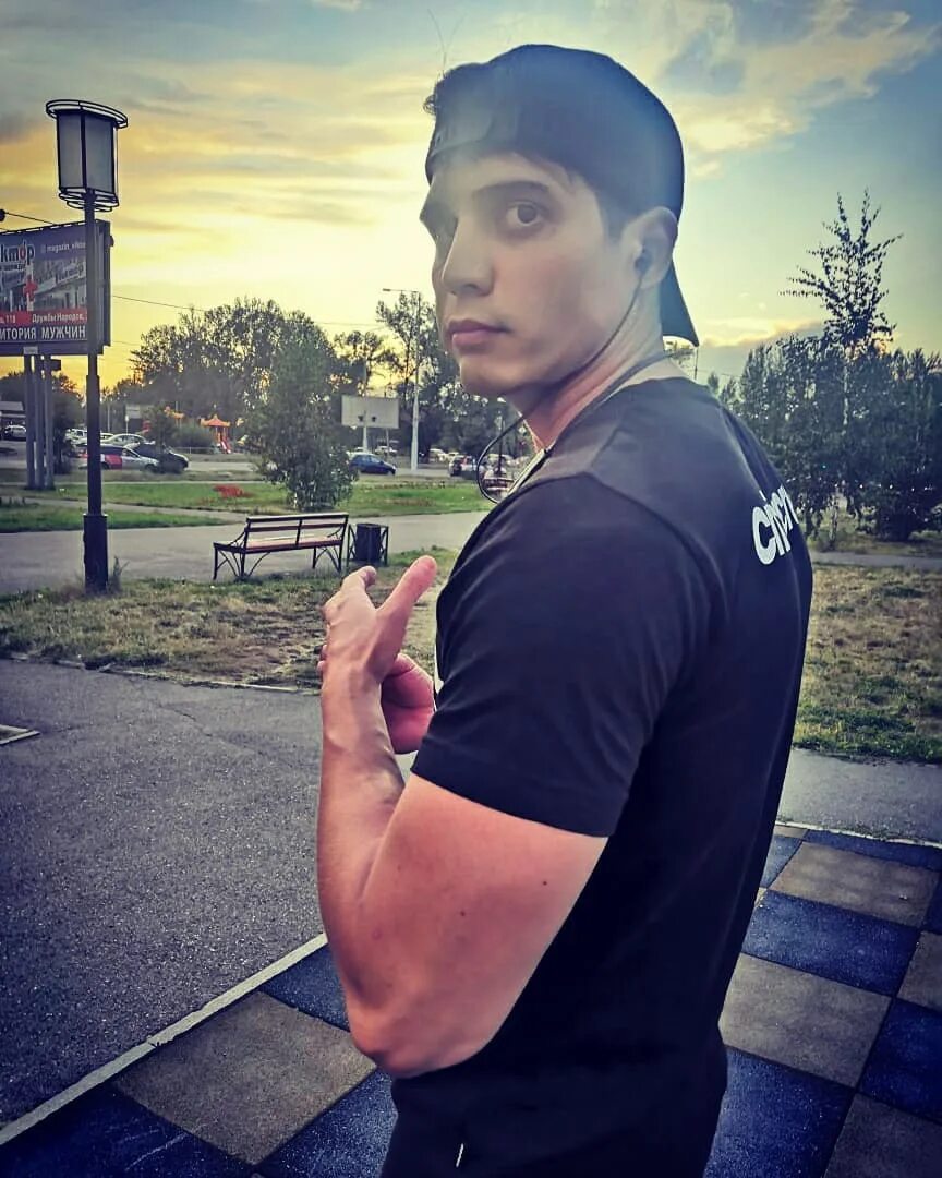 Сидей армфилд