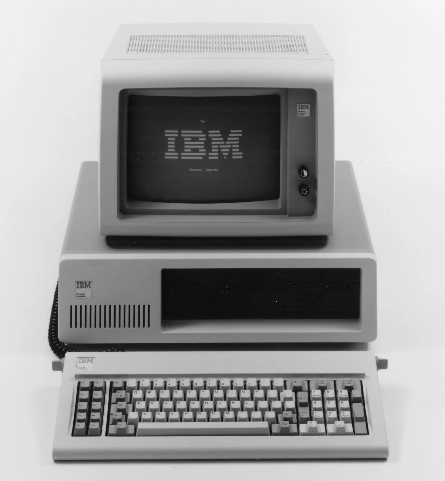 Компьютер IBM 5150. Компьютер IBM PC 5150. Четвертое поколение ЭВМ IBM PC. 1981 IBM 5150. Создание ibm