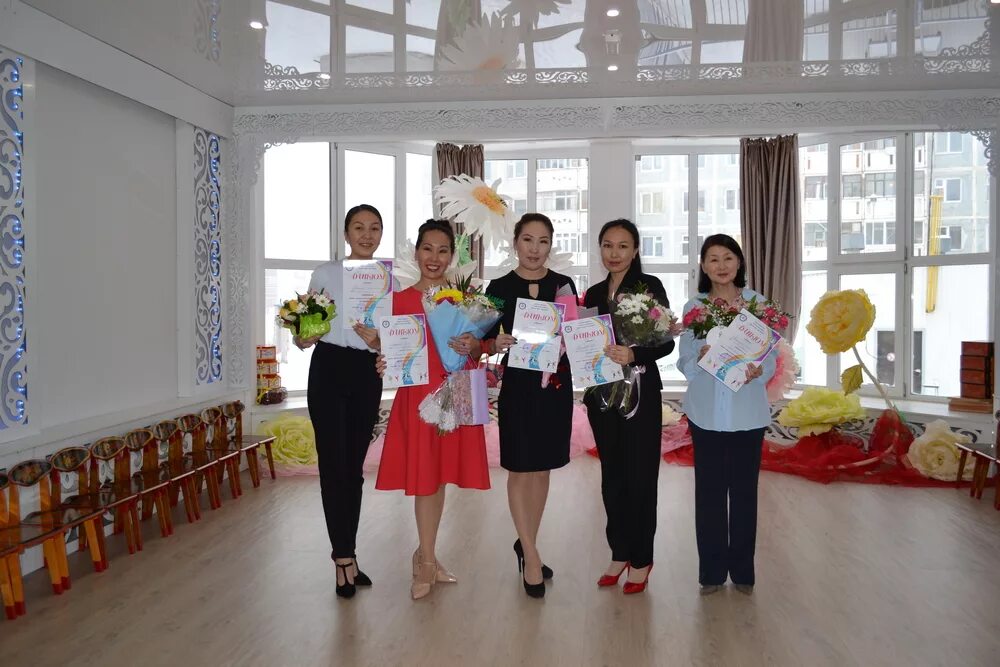 Жилой комплекс академия якутск. 16 квартал якутск. Кустук якутск. Детский сад якутск. Хатассы школа.