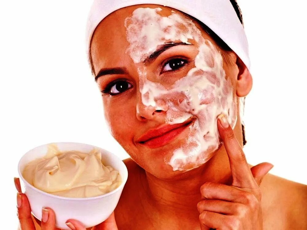 Маска для лица сметана сухая кожа. Маска для лица от пересыхания. маска от шелушения лица. маски для лица от сухости кожи. домашние маски для сухой кожи.