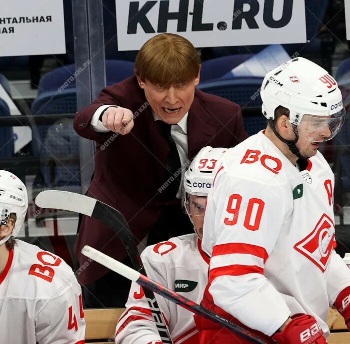 Хоккей фонбет чемпионат кхл 1 8. Корреспонденты КХЛ.