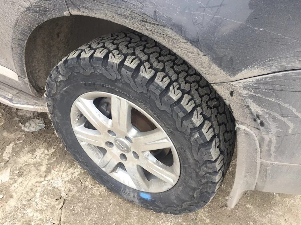 Резина ат 18. Т6 на ат резине. 245 60 r18 ат. 245 60 r18 ат. Резина грязь maxxis at 265/70/16.