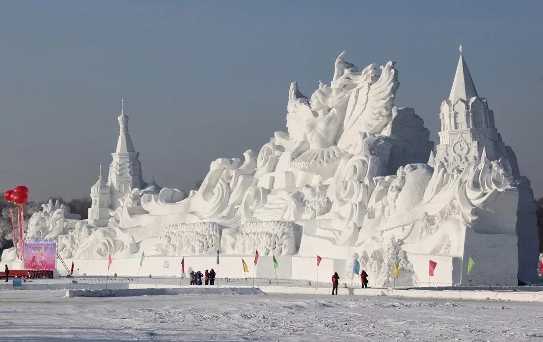 ледяной городок в харбине.