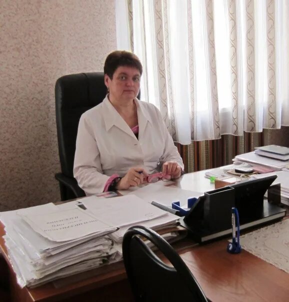 Большесолдатская районная больница курской области. Суджанская црб. Суджанская районная больница курской области. Администрация курской области хмелевская. Врачи суджанской црб курской области.