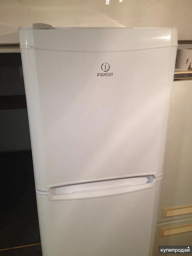 Холодильник Индезит 23999. Индезит холодильники недорого