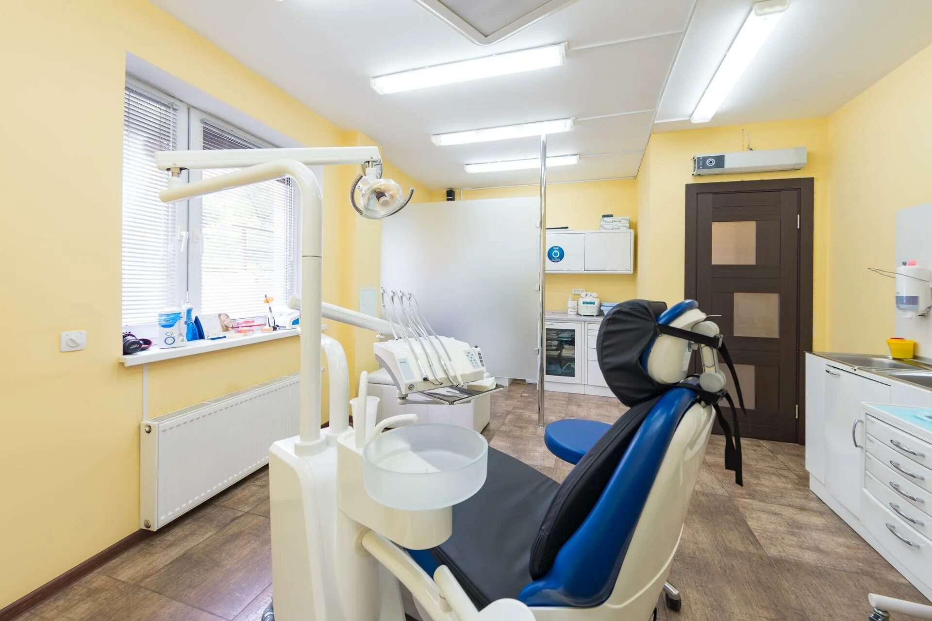 поликлинике витебский проспект. витебский проспект 75 фото. телефоны aj cityclinic. вильнюс центр поликлиника vilniaus centro poliklinika. локомотивная витебск.