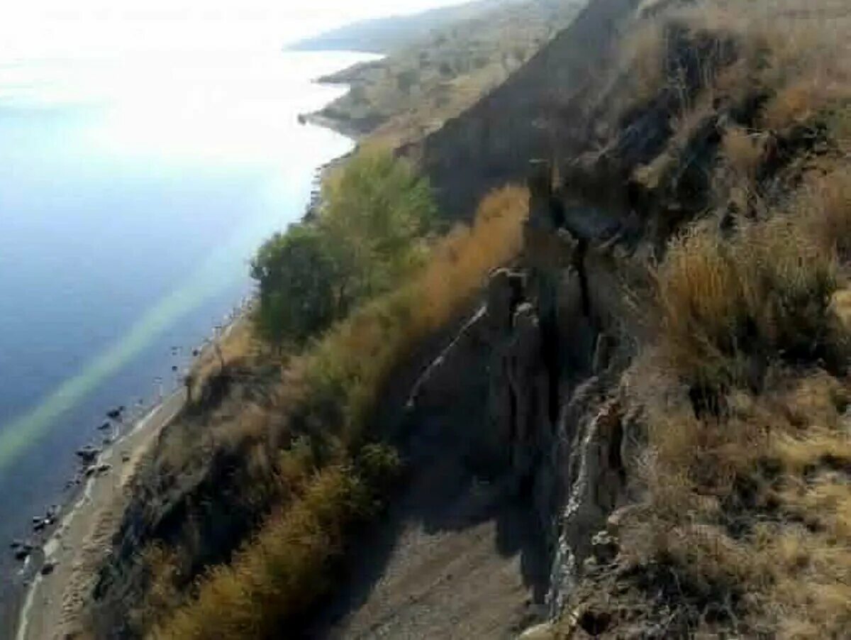 Село буерак. Широкий Буерак Саратовский район. Село широкий Буерак Саратовская область Саратовский район. Широкий Буерак Вольский район Саратовская область. Село широкий Буерак Вольского района Саратовской области.