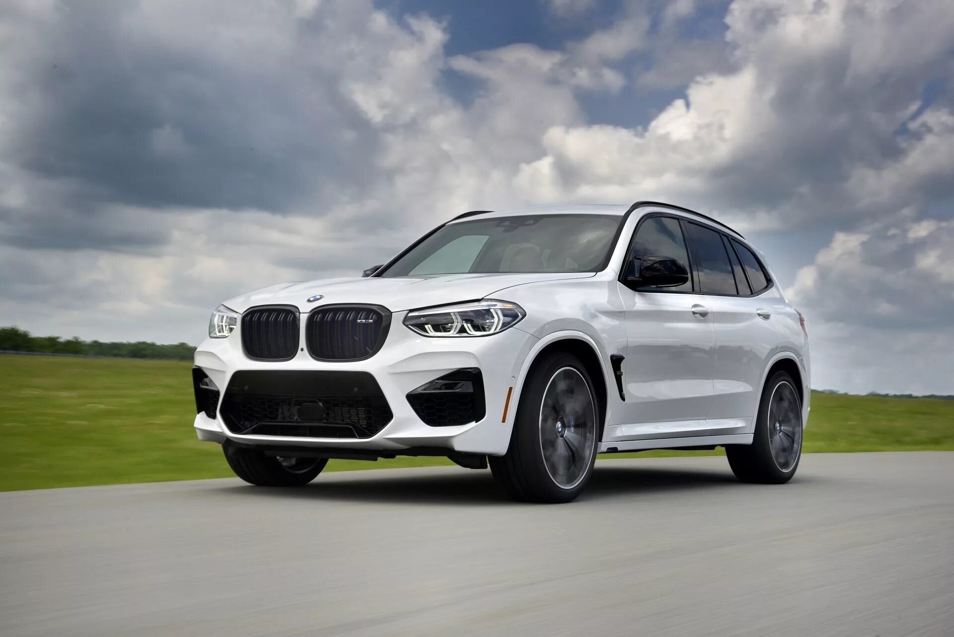 5х 3x. БМВ x3m 2021. BMW x3 2021 белый. BMW x3m Competition 2020. БМВ х3 2021 белый.