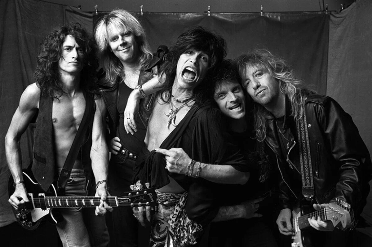 Aerosmith. Рок-группа Aerosmith. Аэросмит 1970. Группа Aerosmith молодые. Веселые рок песни