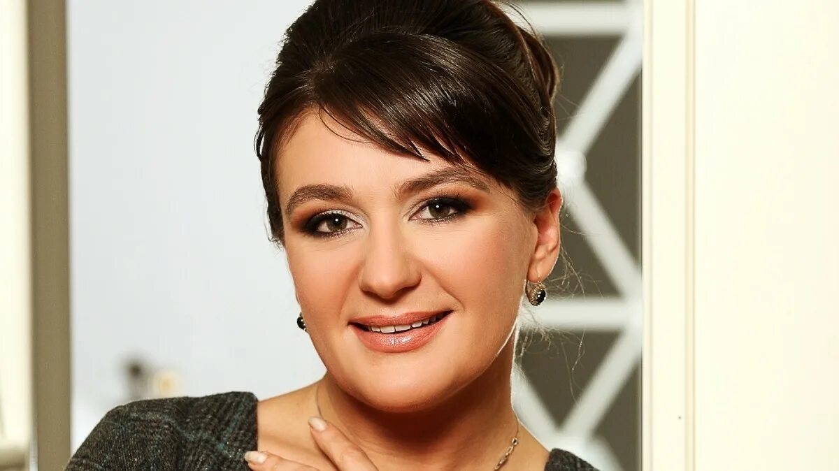 где проживает актриса. виктория исакова фото. загородный дом ольги кабо. где проживает актриса. настя мельникова актриса.