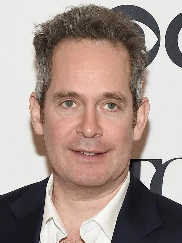 Том холландер. Том холландер британский актёр. Том холландер фото. Томом холландером. Томом холландером.