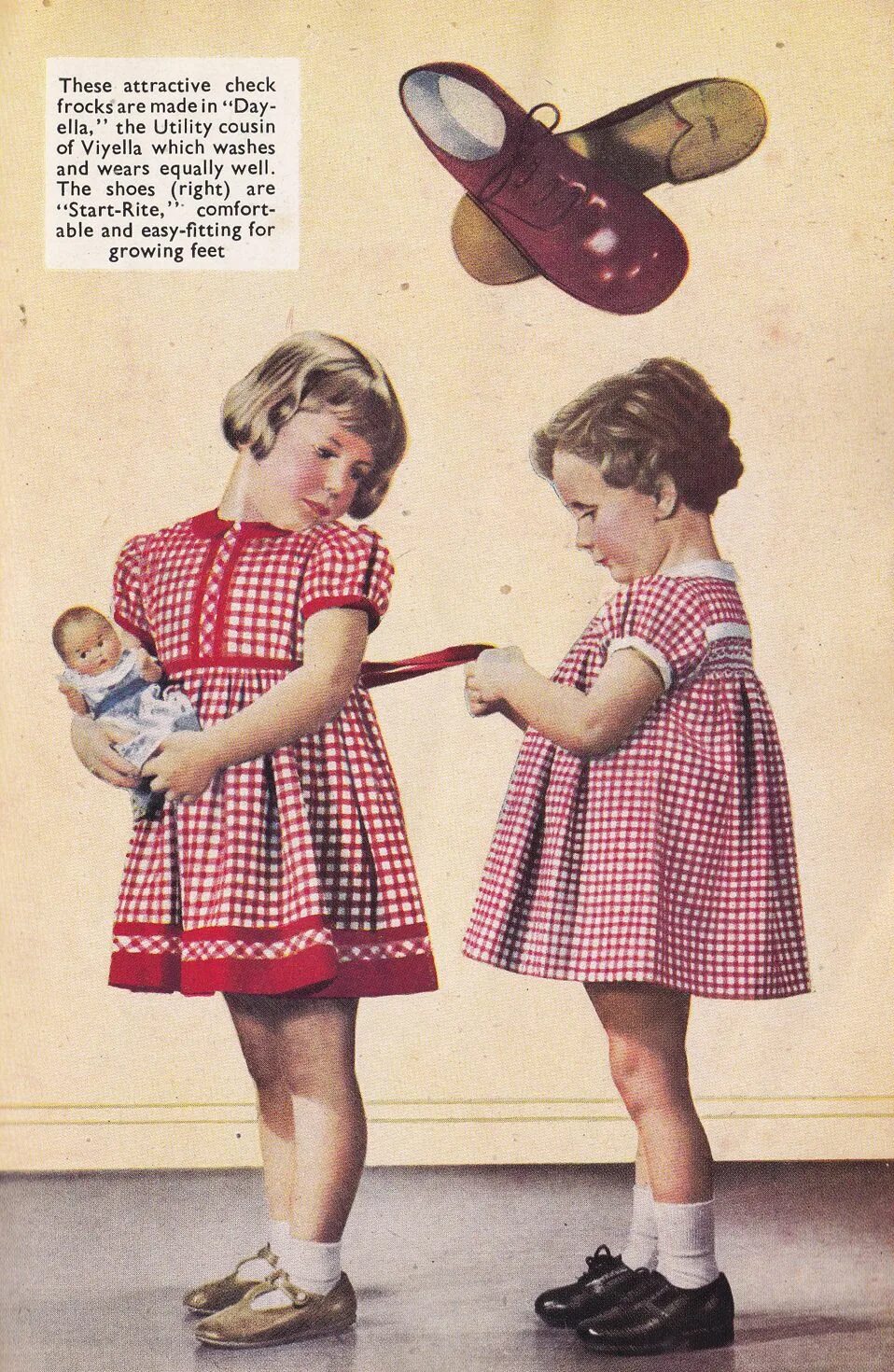 Платье 40 годов для девочки. Детские платья сороковых годов. Винтажные детские платья. Одежда дети сороковых лет. Детские платья 40-х годов.