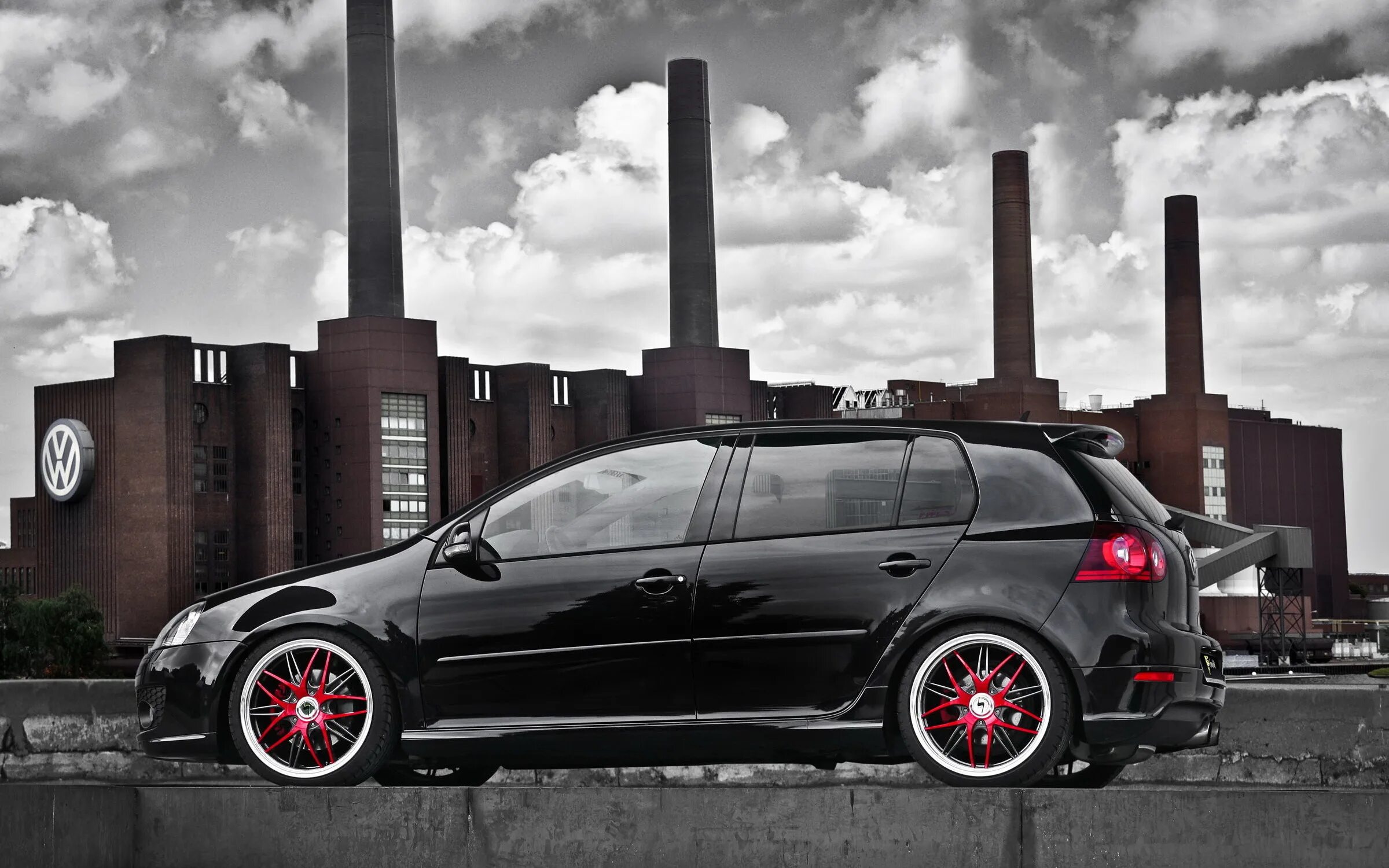 Volkswagen tuning. Golf GTI mk5. Фольксваген гольф GTI черный. Гольф 5 ГТИ. Гольф 5 GTI черный.