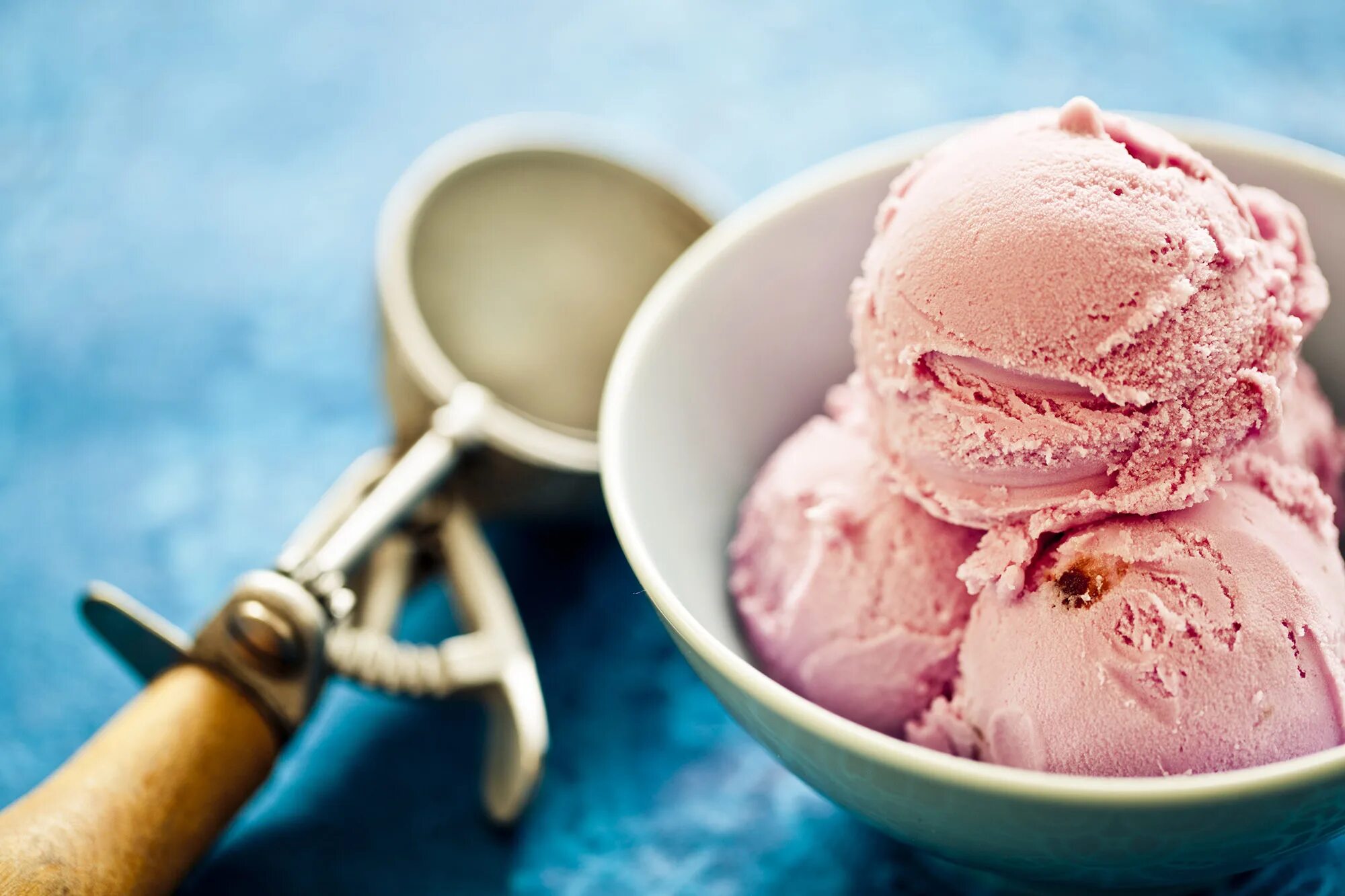 Ice cream 7. Айс крим мороженщик. ice cream ice cream мороженщик. красивое мороженое. шарик мороженое.