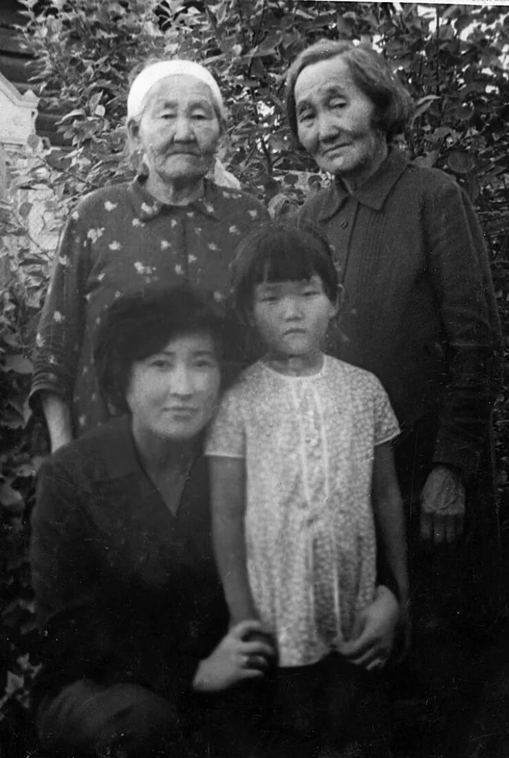 прабабушка. лидия смирнова актриса. алла ильинична левушкина в молодости. смирнова. прожила 92 года.