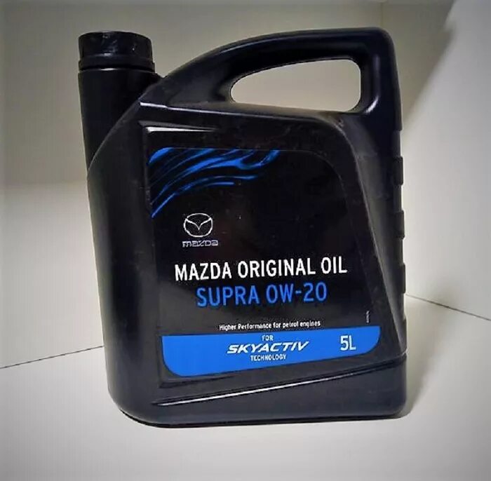 Масло в сх7 турбо. Масло Mazda SKYACTIV 5w30. Оригинальное масло Мазда СХ-5 0w20. Моторное масло для Мазда СХ-5. Масло для Mazda CX-5 2.0 SKYACTIV.