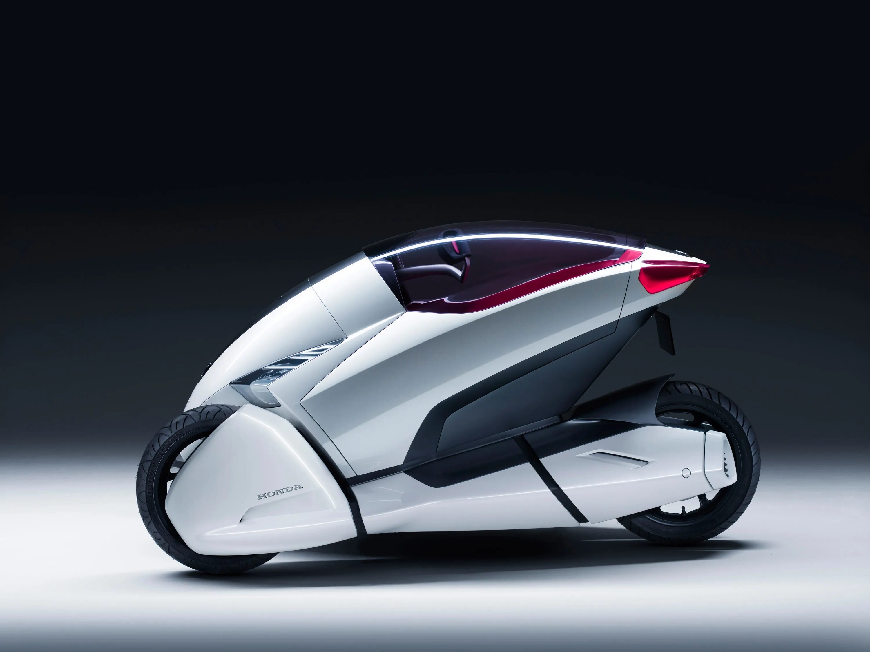 Новые средства транспорта. Honda 3r-c. Трицикл Honda Concept. Honda Concept 2v4. Honda, t3 Concept.