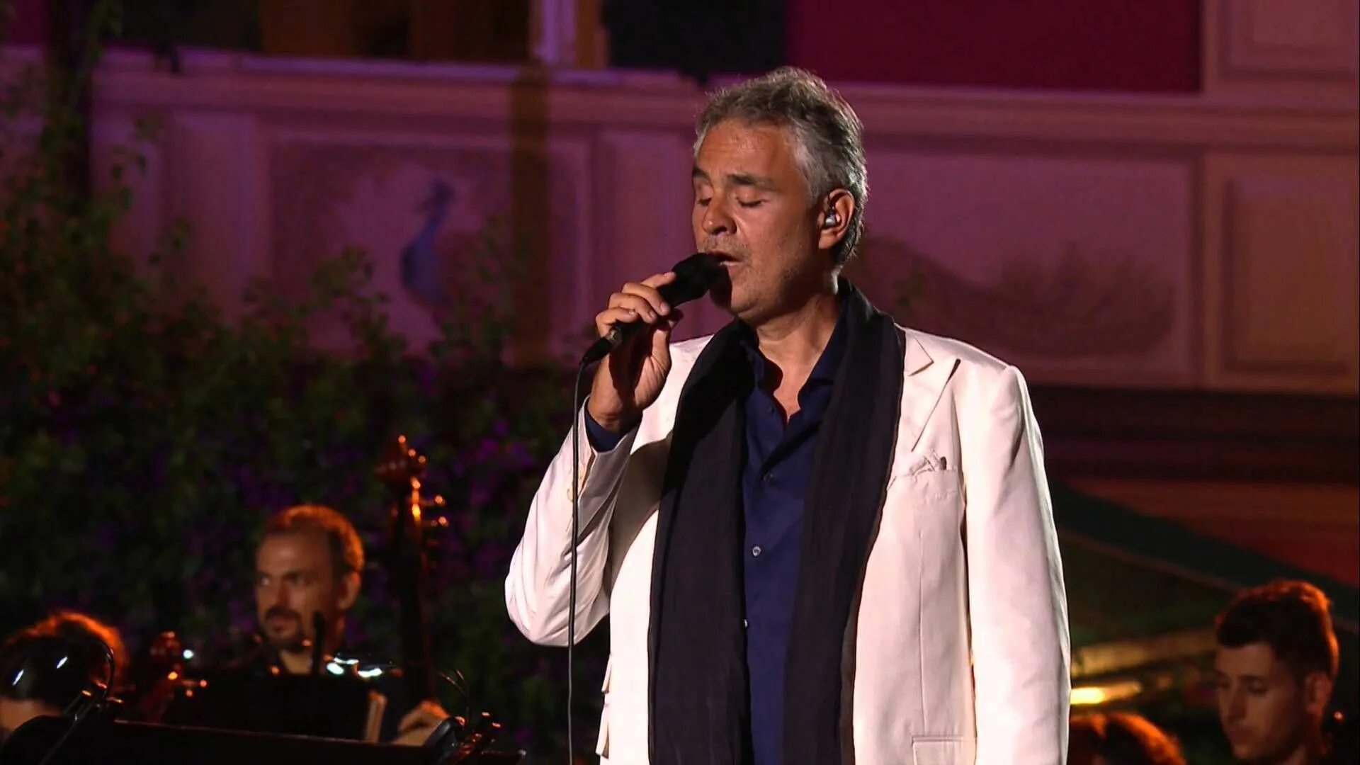 Andrea Bocelli. Андреа Бочелли Портофино. Андреа Бочелли концерт в Портофино. Андреа Бочелли Перфидиа. Love in portofino