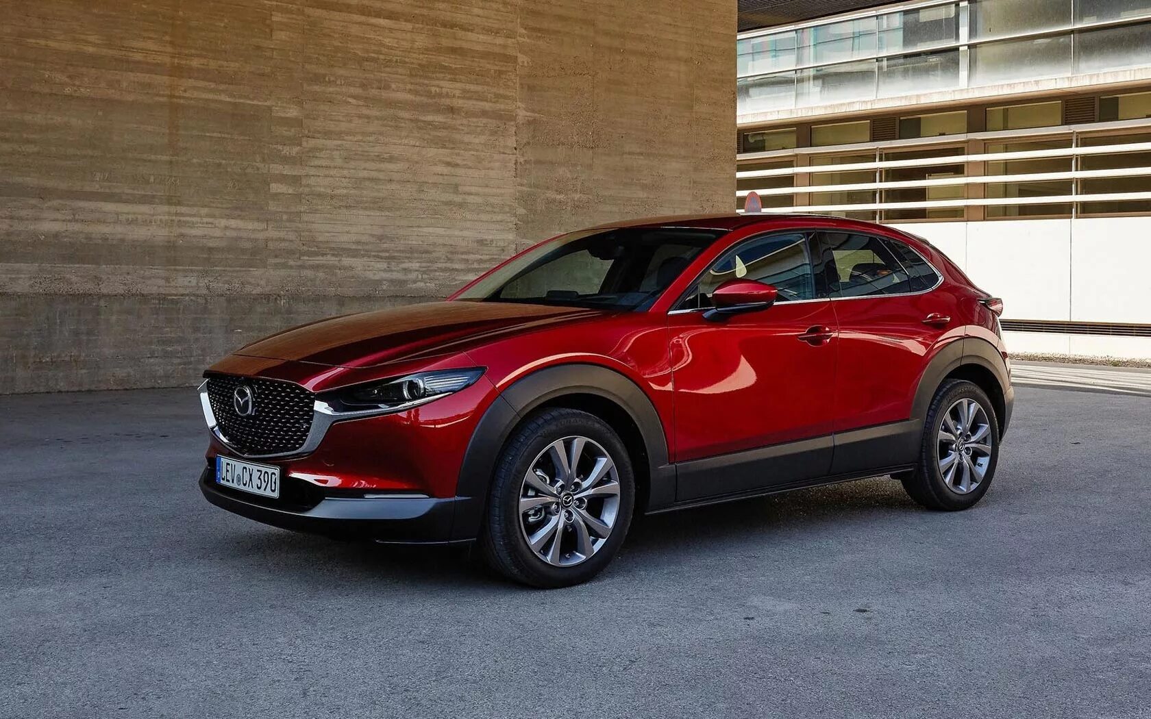 Mazda сайт. Mazda cx30 2020. Mazda cx30 2021. Мазда СХ 30 красная. Mazda CX-30 кроссовер.