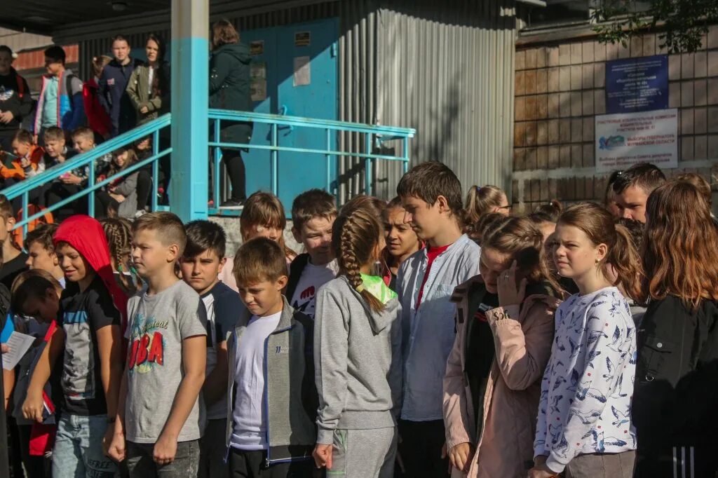 Школа 27 мурманск. Дши 1 мурманск. Прямикова мурманск директор школы. Мурманск образовательные учреждения. Школа 23 мурманск.