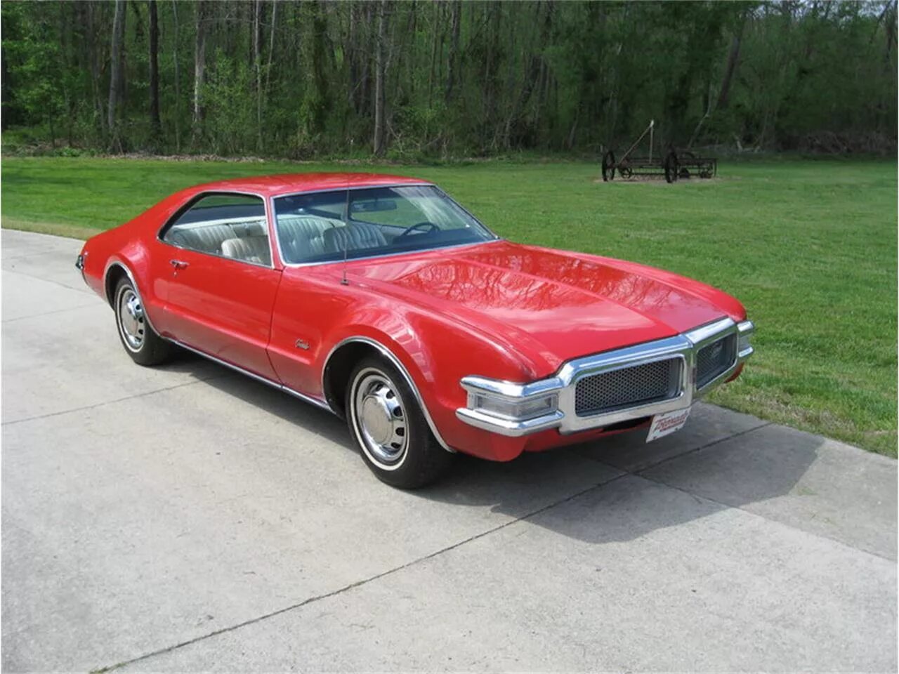 Олдсмобиль 1968. Олдсмобиль Торнадо 1969. Олдсмобиль Торнадо 1968. Oldsmobile Toronado 1968. Oldsmobile toronado