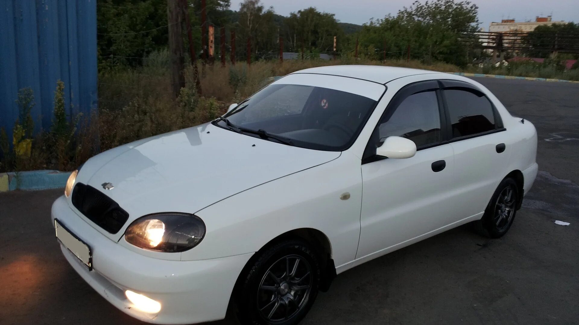 Chevrolet lanos белый 2008. Шевроле Ланос белый. Белый Ланос 2008. Chevrolet lanos 2017.