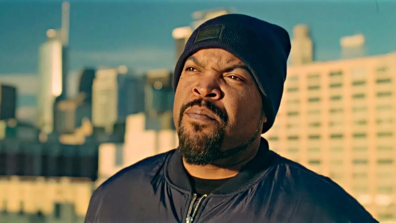 Ice cube freestyle whoa. Айс кьюб. ice cube 1996. ice cube 90s. ice cube 2000.