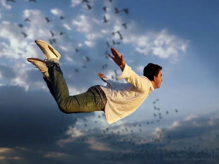 Fly high man. Летающий человек. Человек в полете. Парень летит. Парить в небе.