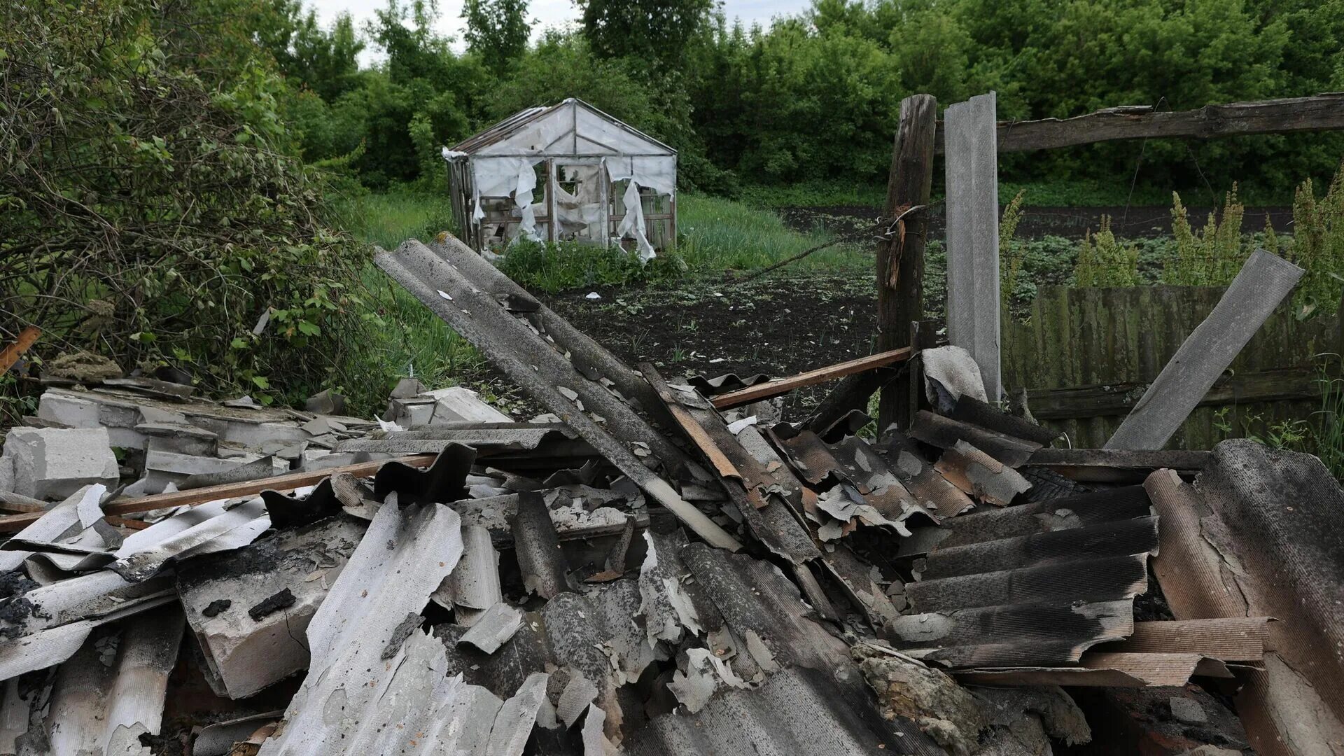 Видео нападения на белгородскую область. ДРГ В Белгороде. Разрушенный дом. Шебекино обстрел. Ликвидированные ДРГ В Белгородской области.