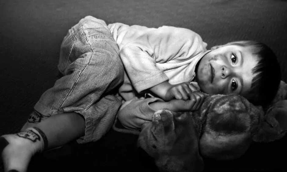 Насилие в мире детей. Эмоциональное насилие над детьми. Физическое насилие над детьми. Насилие в мире детей. Насилие в мире детей.