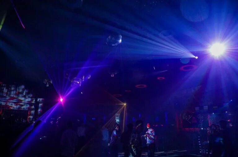 клубы самарканда. метро кантемировская чайхана золотой самарканд. дискотека sharq самарканд ночной клуб. клубы самарканда. найкин клуб самарканд.