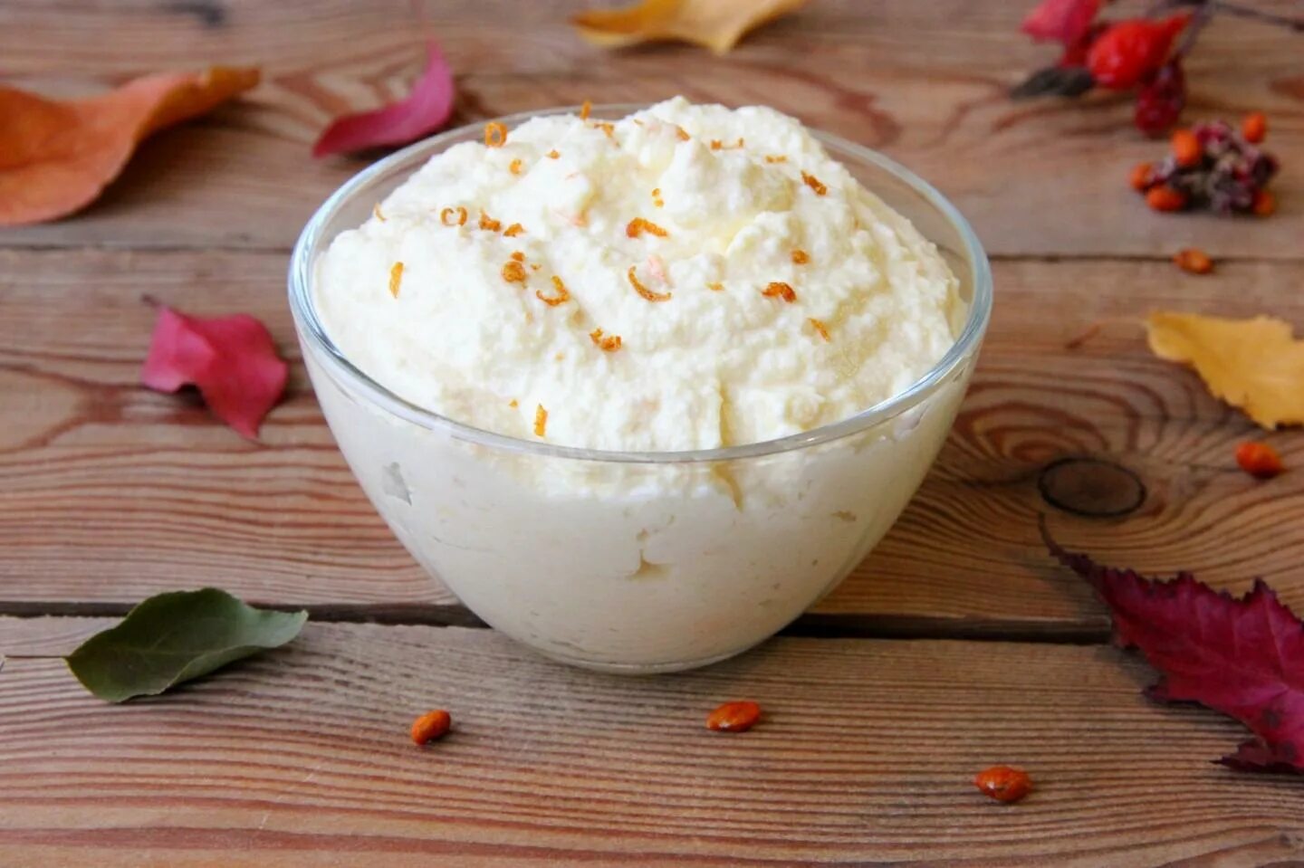 Творожно сливочный крем. Крем чиз маскарпоне. Вкусные творожный крем. Творожный. Нежный сметанный крем.