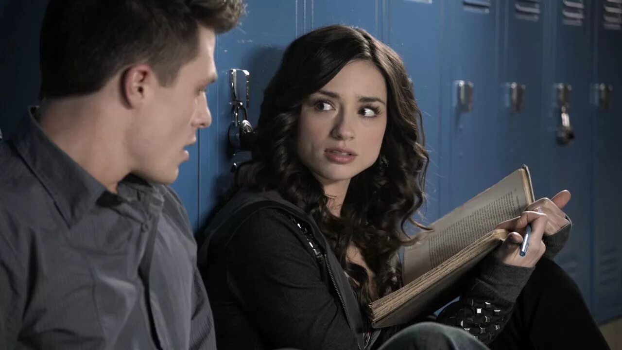 волчонок тео стайлз скотт. волчонок субтитры. волчонок стайлз и дерек. волчонок субтитры. алек волчонок.