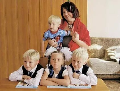 Лесневская тройняшки