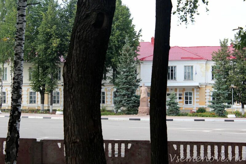 Погода семенов нижегородская область на 14 дней. Население город семёнов нижегородской. Погода в кызыле. Семёнов нижегородской области. Торговая площадка семенов нижегородской области.