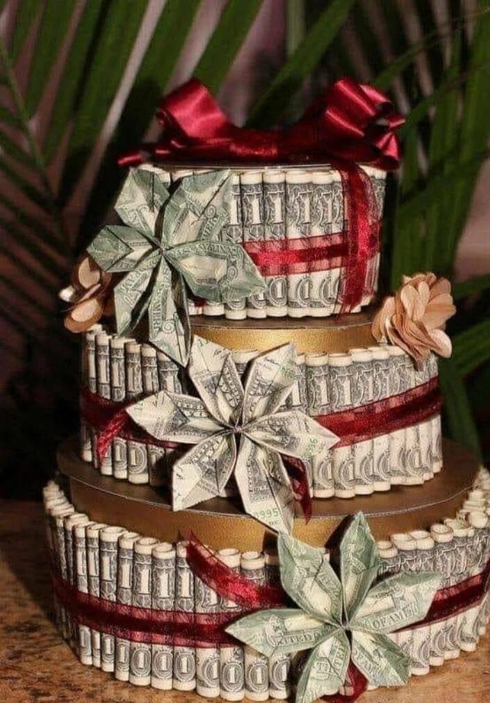 Подарок из купюр. Торт из денег. Оригинальный подарок из купюр. Торт из денег на свадьбу. Оригинальный подарок из денег.