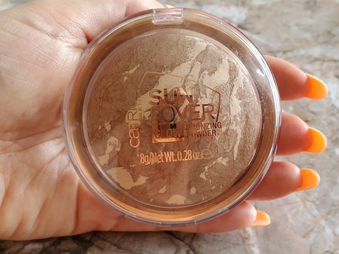 Бронзатор для лица. Бронзер sun lover. Бронзер sun lover. Пудра бронзер catrice. Бронзер catrice sun lover.