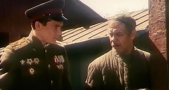 В последнюю очередь. В последнюю очередь фильм 1981. кино в последнюю очередь. в последнюю очередь фильм 1981 кадры. актеры фильма в последнюю очередь.